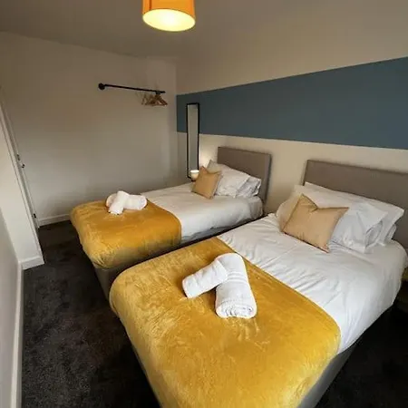 Erasmus House - 3 Bedrooms - City Centre, Netflix, Wifi, Free Private Parking Derby Exterior photo