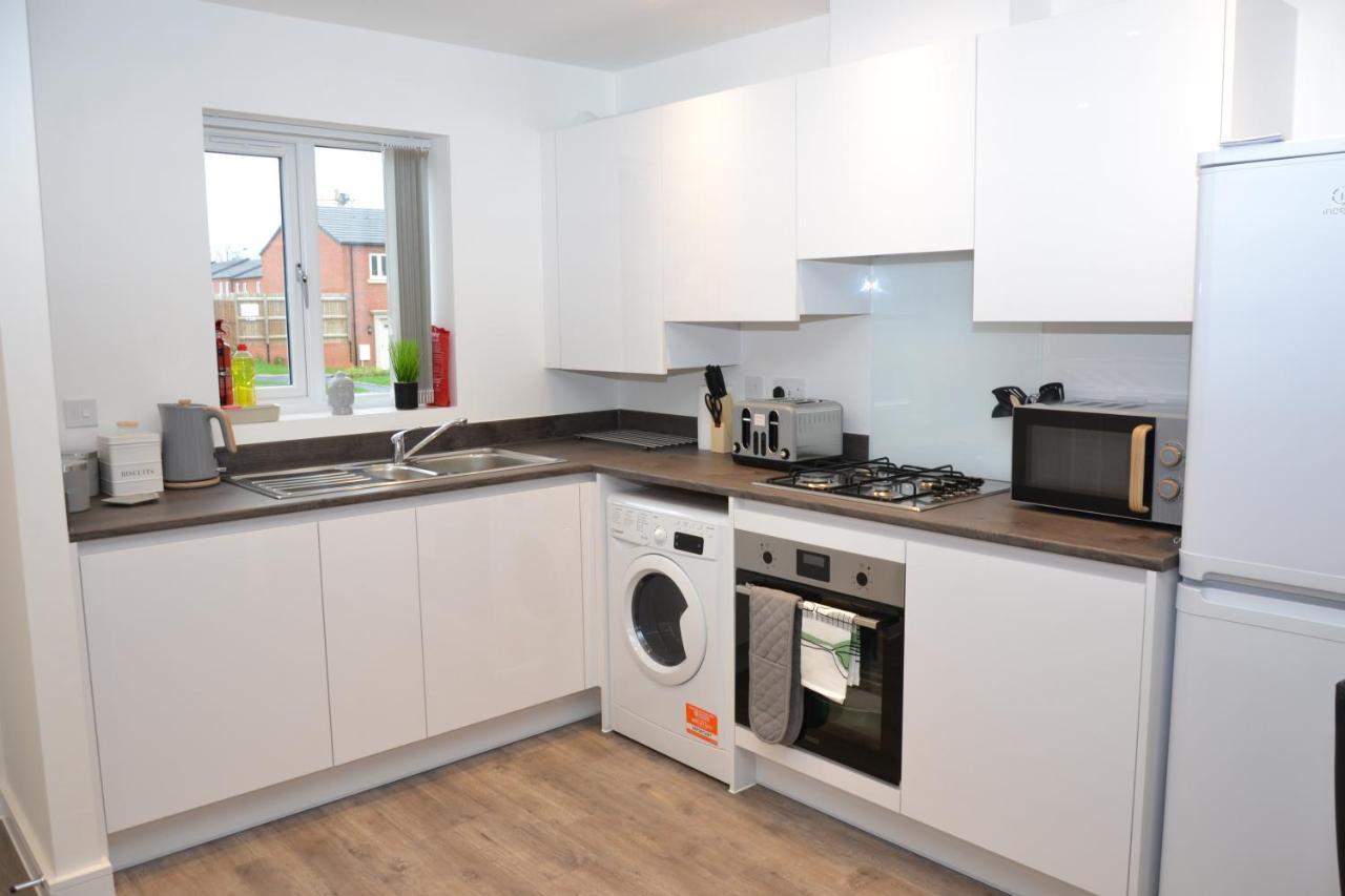 Erasmus House - 3 Bedrooms - Centre, Netflix, Wifi, Free Private Parking Derby